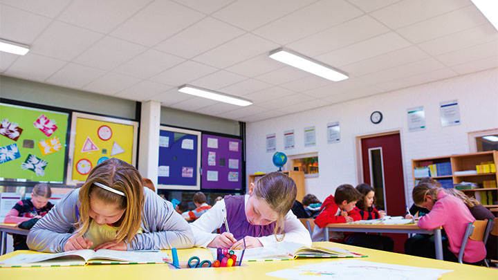 SchoolVision Focus light setting: smart school lighting for high concentration activities