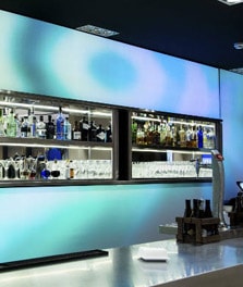 Luminous textile brings hotel bar to life - Philips hotel lighting