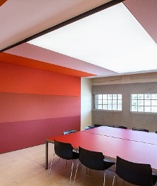 OneSpace creates the feeling of daylight - hotel room lighting