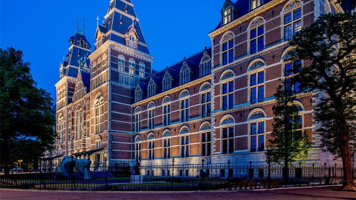Rijksmuseum façade